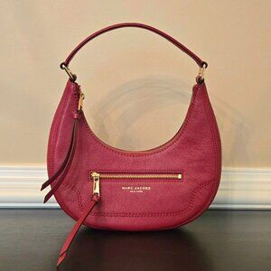 Red Marc Jacobs Crescent shoulder bag (hobo style)